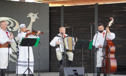 POTAŃCÓWKA NA POŻEGNANIE LATA  z Kapelą Ludową KRĄŻAŁKA 