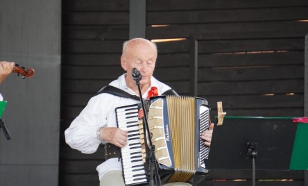 POTAŃCÓWKA NA POŻEGNANIE LATA  z Kapelą Ludową KRĄŻAŁKA 