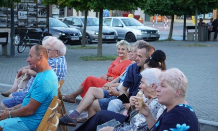 POTAŃCÓWKA NA POŻEGNANIE LATA  z Kapelą Ludową KRĄŻAŁKA 