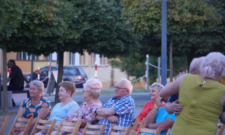 POTAŃCÓWKA NA POŻEGNANIE LATA  z Kapelą Ludową KRĄŻAŁKA 