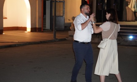 POTAŃCÓWKA NA POŻEGNANIE LATA  z Kapelą Ludową KRĄŻAŁKA 