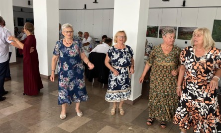 TARNOGRODZCY SENIORZY Z WIZYTĄ U ZAPRZYJAŹNIONEGO KLUBU SENIORA