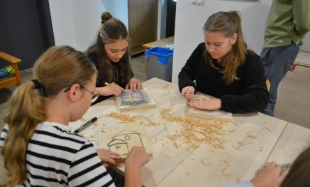  Tradycyjna sztuka drzeworytnicza w ramach projektu "1000-lecie koronacji Bolesława Chrobrego"