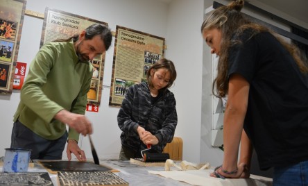  Tradycyjna sztuka drzeworytnicza w ramach projektu "1000-lecie koronacji Bolesława Chrobrego"