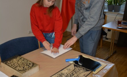 Drzeworyt nie tylko czarno-biały