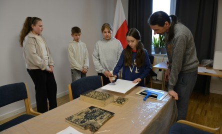 Drzeworyt nie tylko czarno-biały