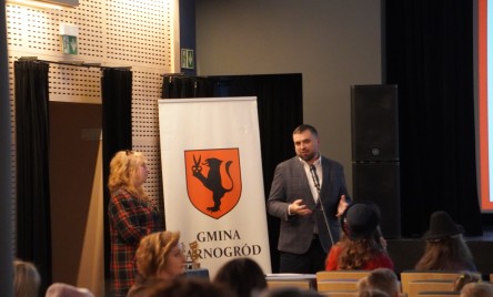 25. POWIATOWY PRZEGLĄD TEATRÓW DZIECIĘCYCH I MŁODZIEŻOWYCH-PELIMINAJCJE POWIATOWE