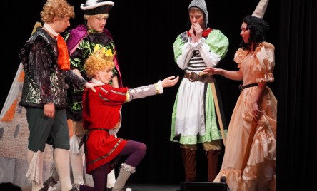 25. POWIATOWY PRZEGLĄD TEATRÓW DZIECIĘCYCH I MŁODZIEŻOWYCH-PELIMINAJCJE POWIATOWE