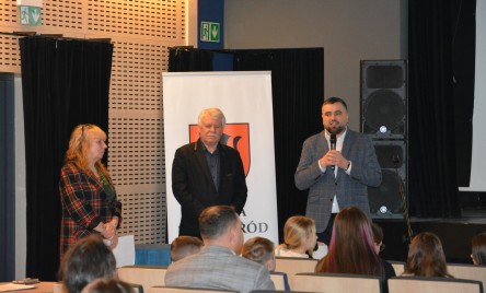 25. POWIATOWY PRZEGLĄD TEATRÓW DZIECIĘCYCH I MŁODZIEŻOWYCH-PELIMINAJCJE POWIATOWE