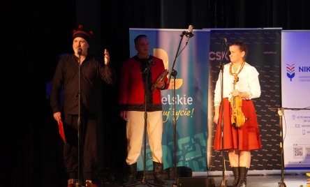 • Wieczór Folkloru – Wspólnotowe muzykowanie z Pawłem Steczkowskim &amp; TEUTA PROJECT oraz sejmikowymi kapelami
